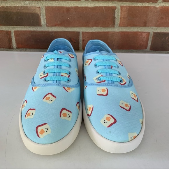 Cute To The Core Toast Print Lace Up Sneakers Women’s US 8 M - Picture 3 of 10